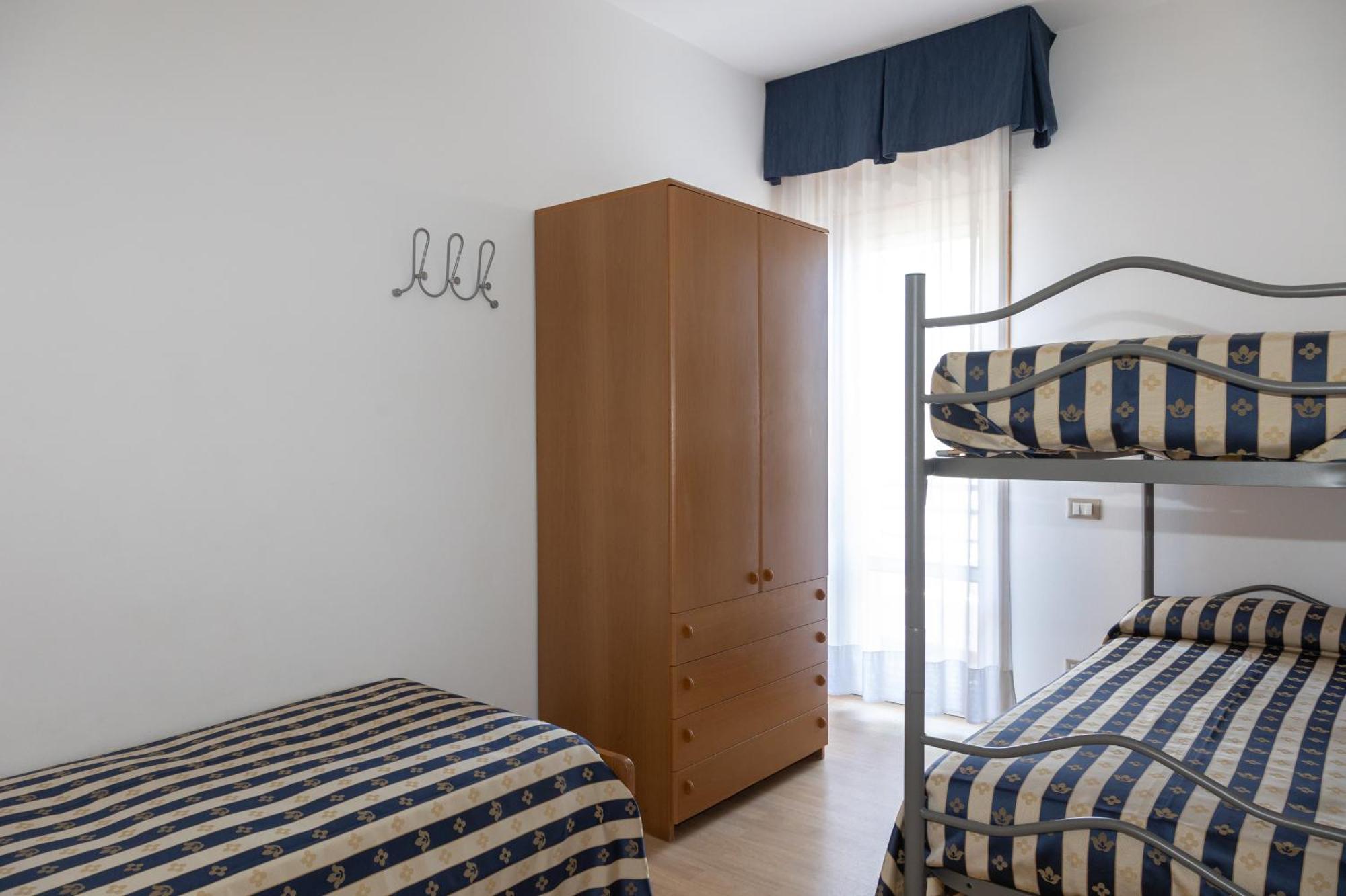 Hotel Arizona Лидо ди Йезоло Екстериор снимка