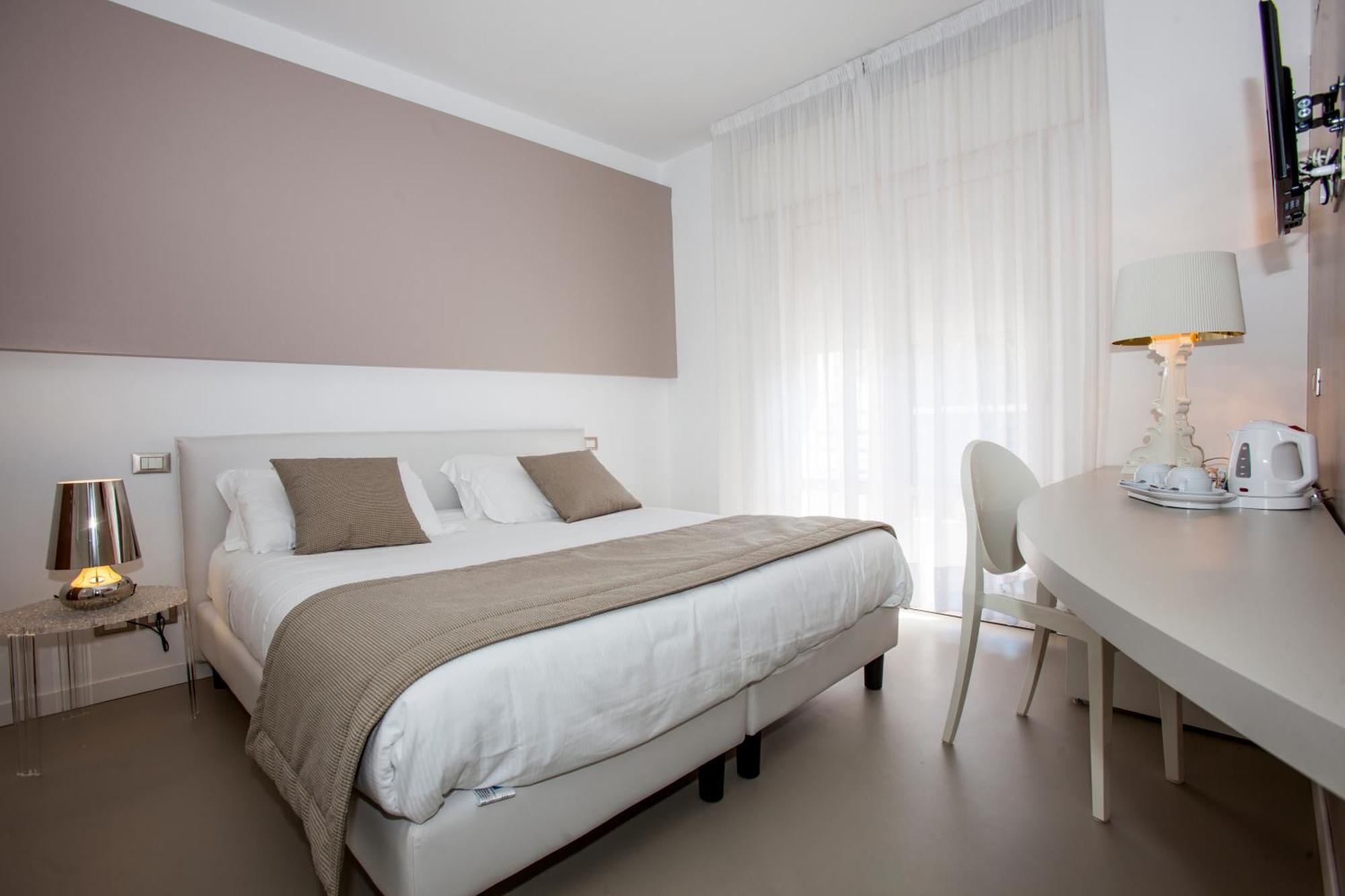 Hotel Arizona Лидо ди Йезоло Екстериор снимка
