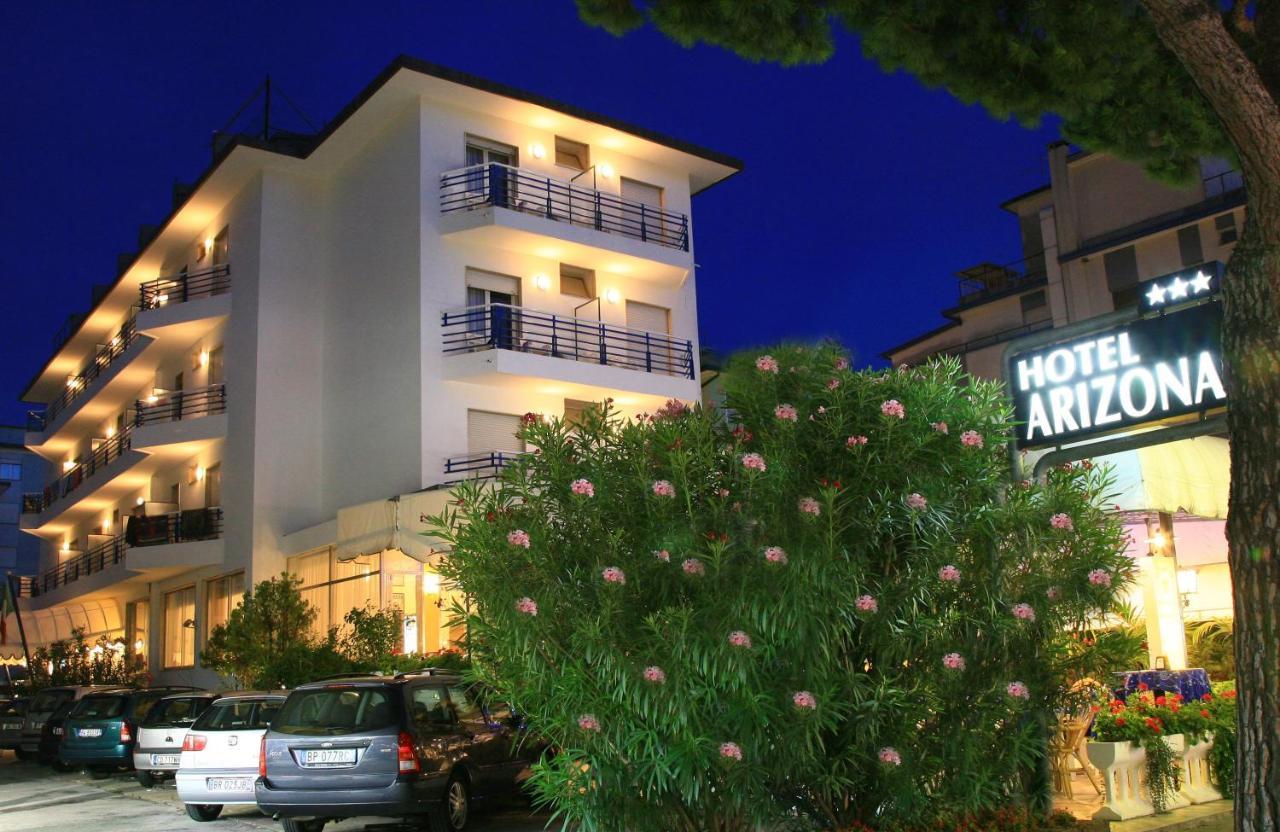 Hotel Arizona Лидо ди Йезоло Екстериор снимка