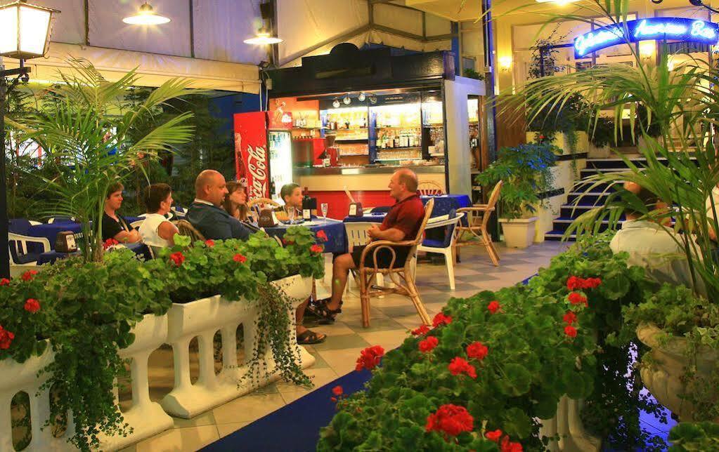Hotel Arizona Лидо ди Йезоло Екстериор снимка